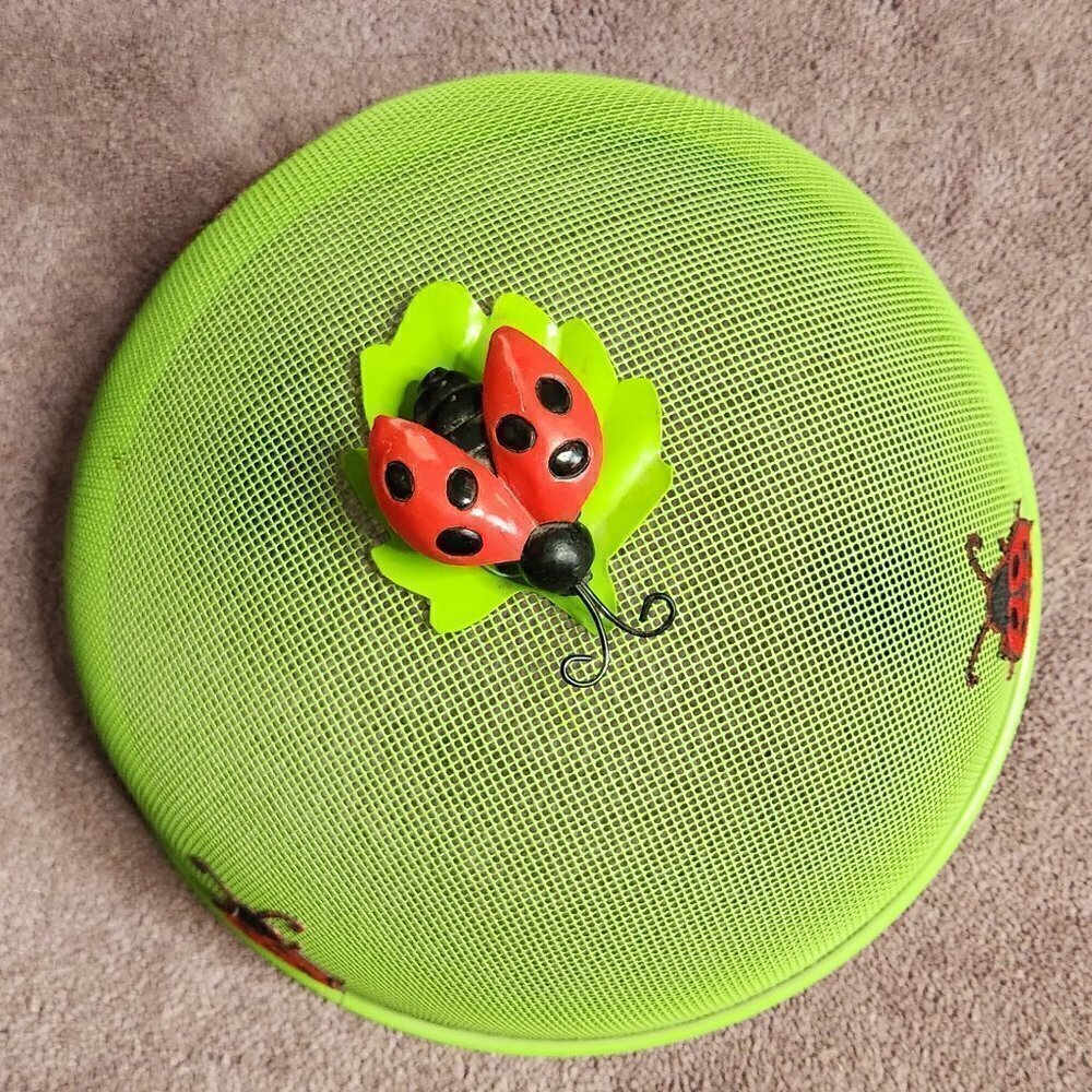 Ladybug Wire Mesh Food Covers (2) - Picture 3 of 4